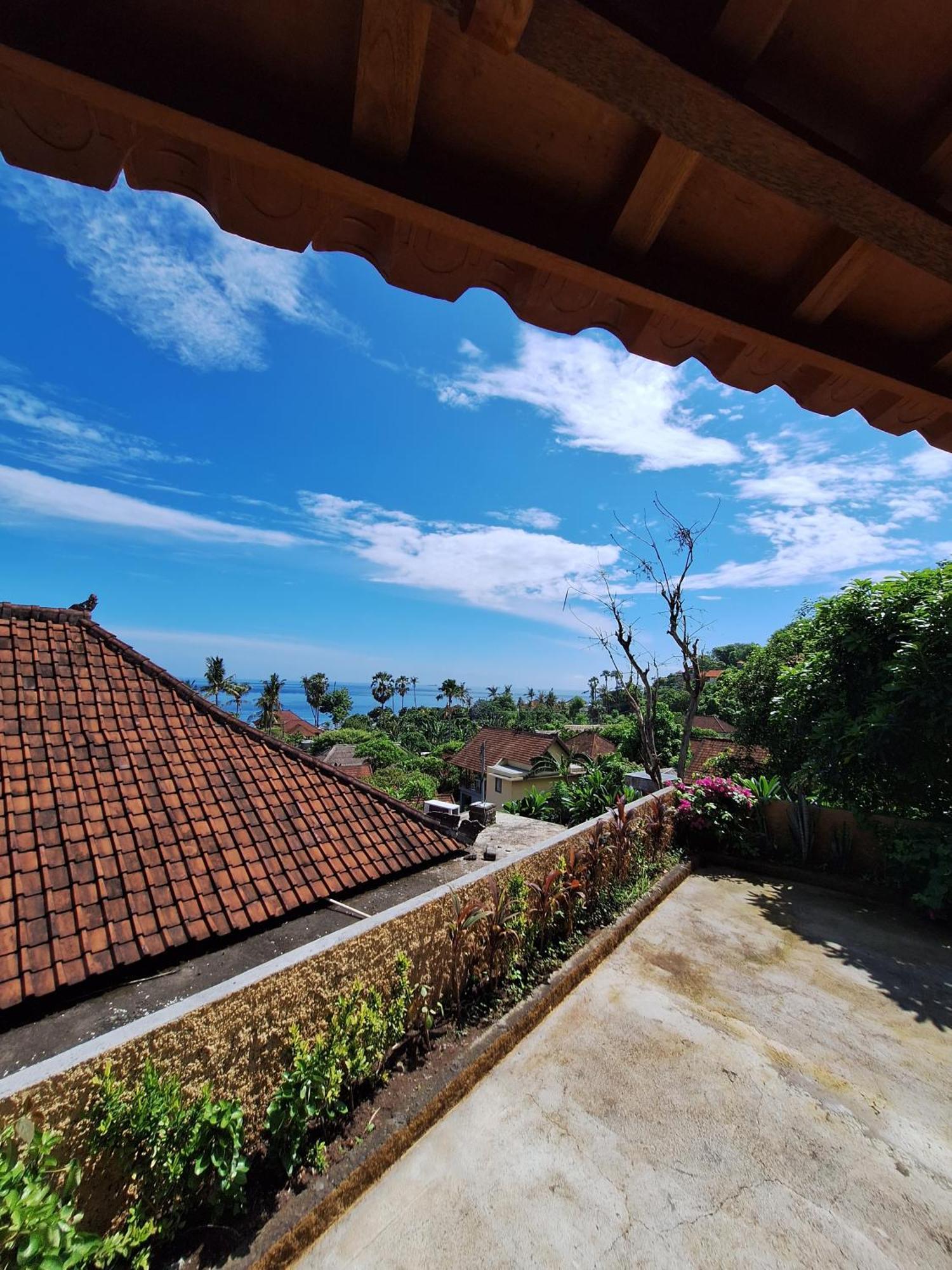 Rumah Wayans Lipah Amed Exterior foto