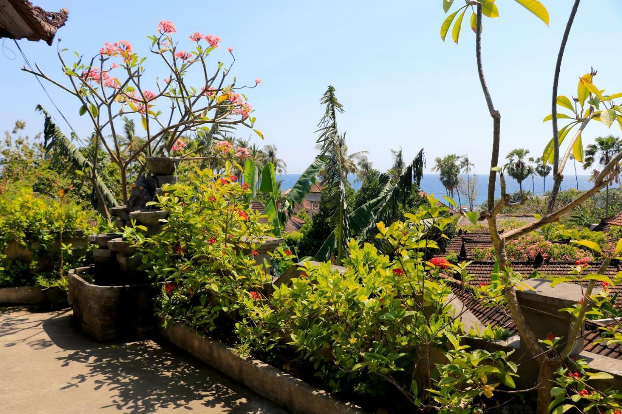 Rumah Wayans Lipah Amed Exterior foto